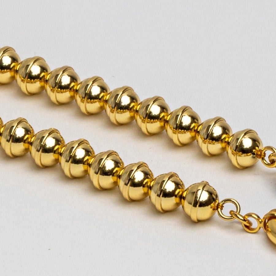 LABYRINTH BEAD NECKLACE IN GOLD